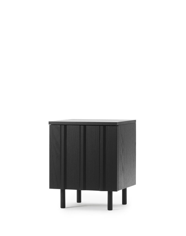 RIB BEDSIDE TABLE | Soft Black