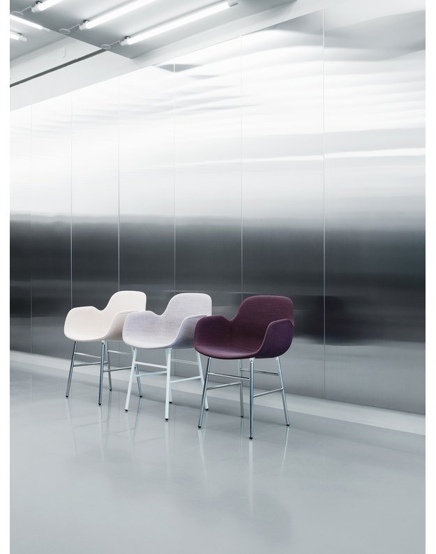 FORM ARMCHAIR STEEL UPHOLSTERY | +colours