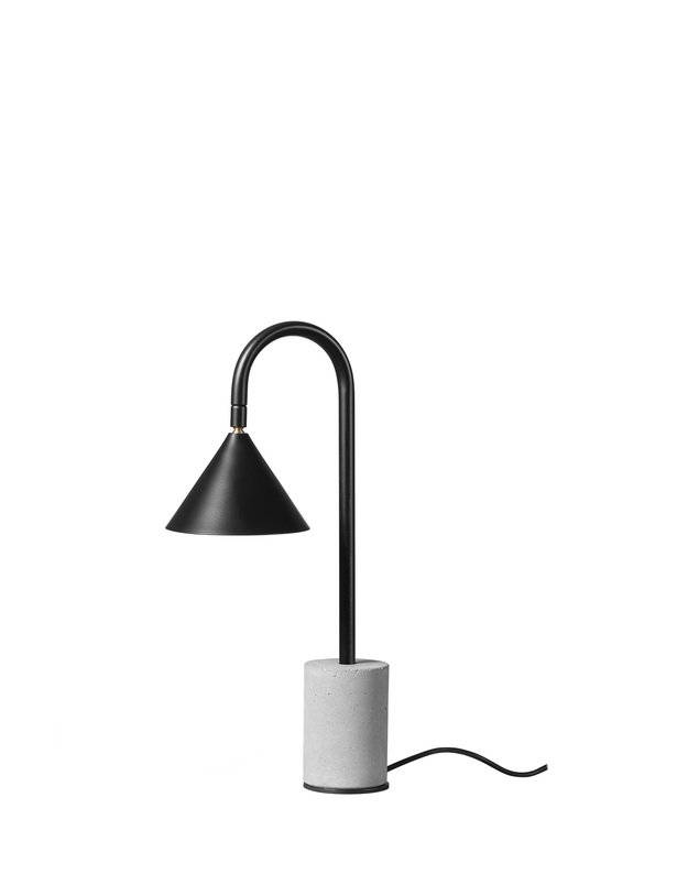 OZZ DESK LAMP