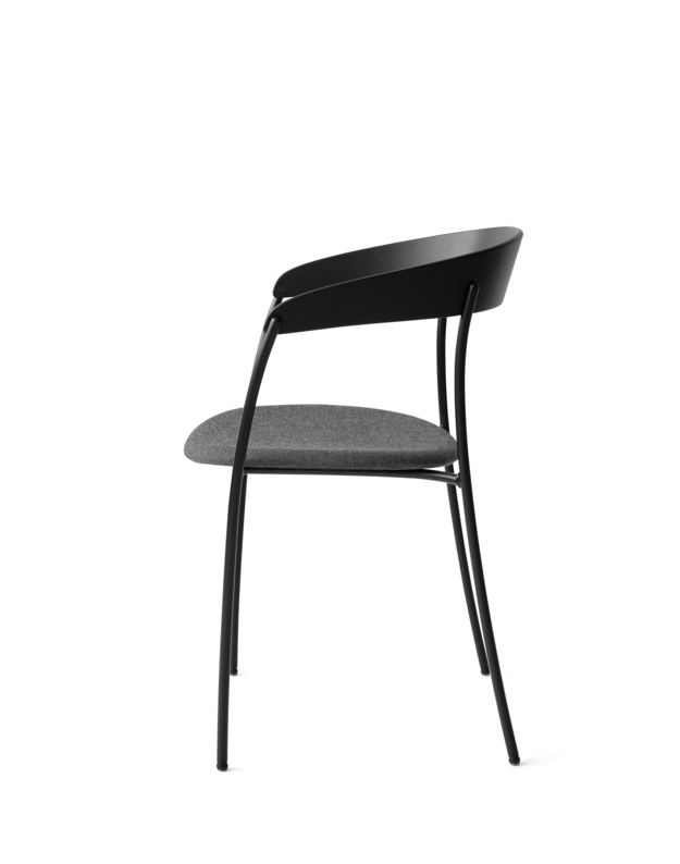 MISSING armchair | black | Remix 3 4