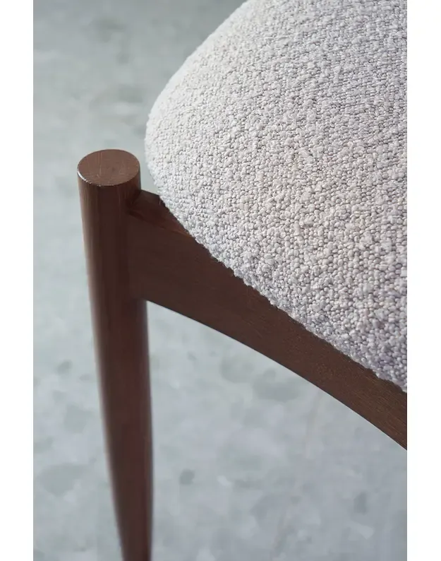 KEMI CHAIR | Dark brown oak  2