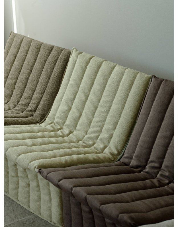 LIMIT LOUNGE CHAIR by Niels Bendtsen