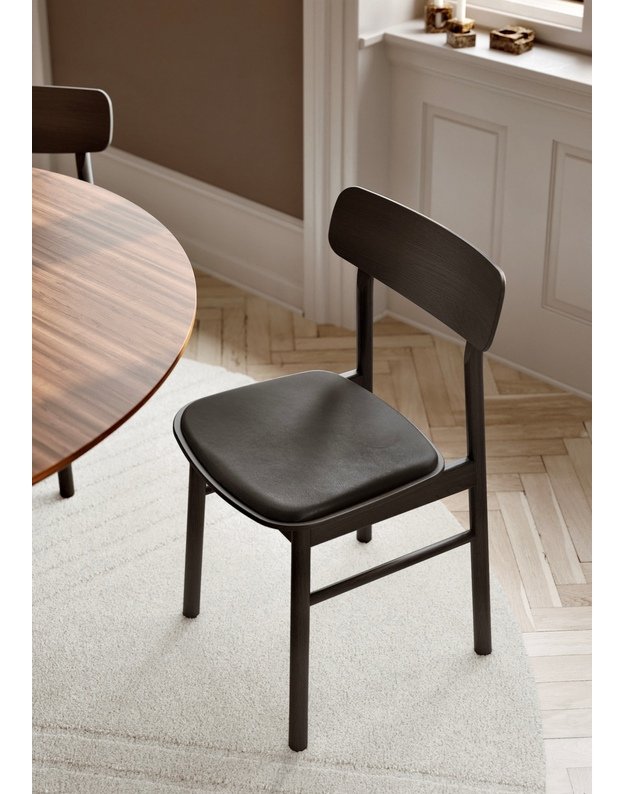 SOMA CHAIR | Black Leather  2