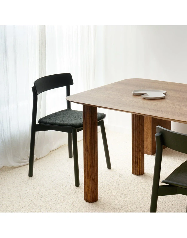 KĖDĖ ARCHE SOFT | Black oak