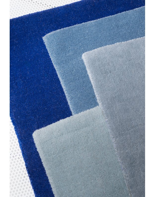 SOLID WOOL CORNFLOWER BLUE kilimas