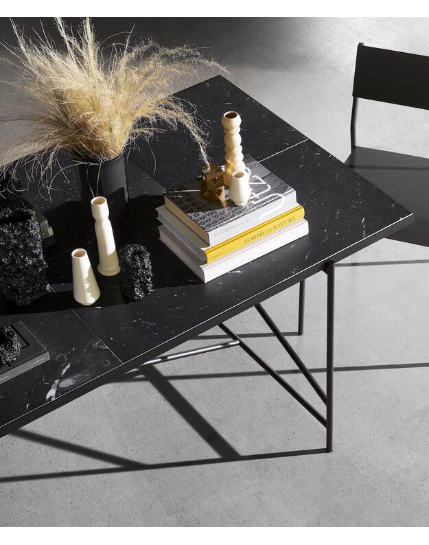 DINING TABLE 230 | black