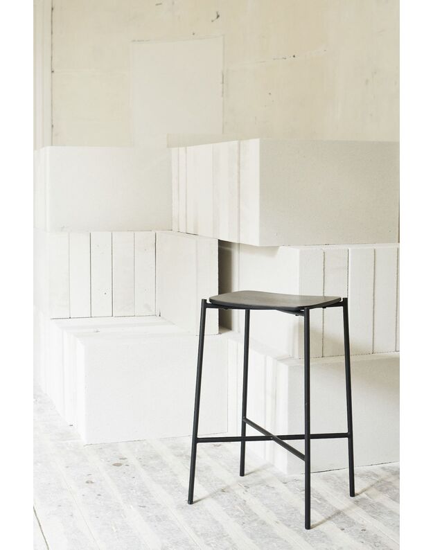 PARAGON bar stool | black oak