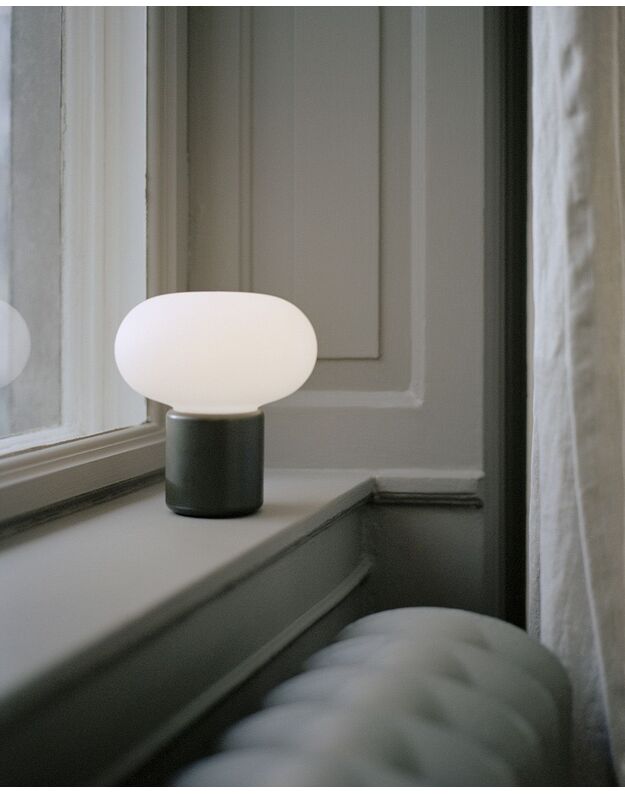 PORTABLE TABLE LAMP KARL JOHAN | forest green